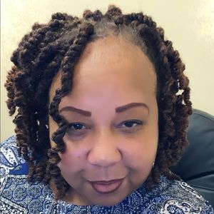 Meet your Posher, Gwendolyn